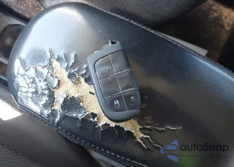 2018 Jeep Renegade Altitude Fwd из США, поврежденный, VIN ZACCJABB2JPH77077